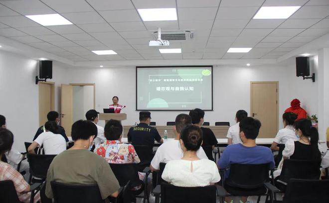 寧波市首家新型婚育文化宣傳陣地揭牌，法律咨詢服務(wù)同步啟動(dòng)